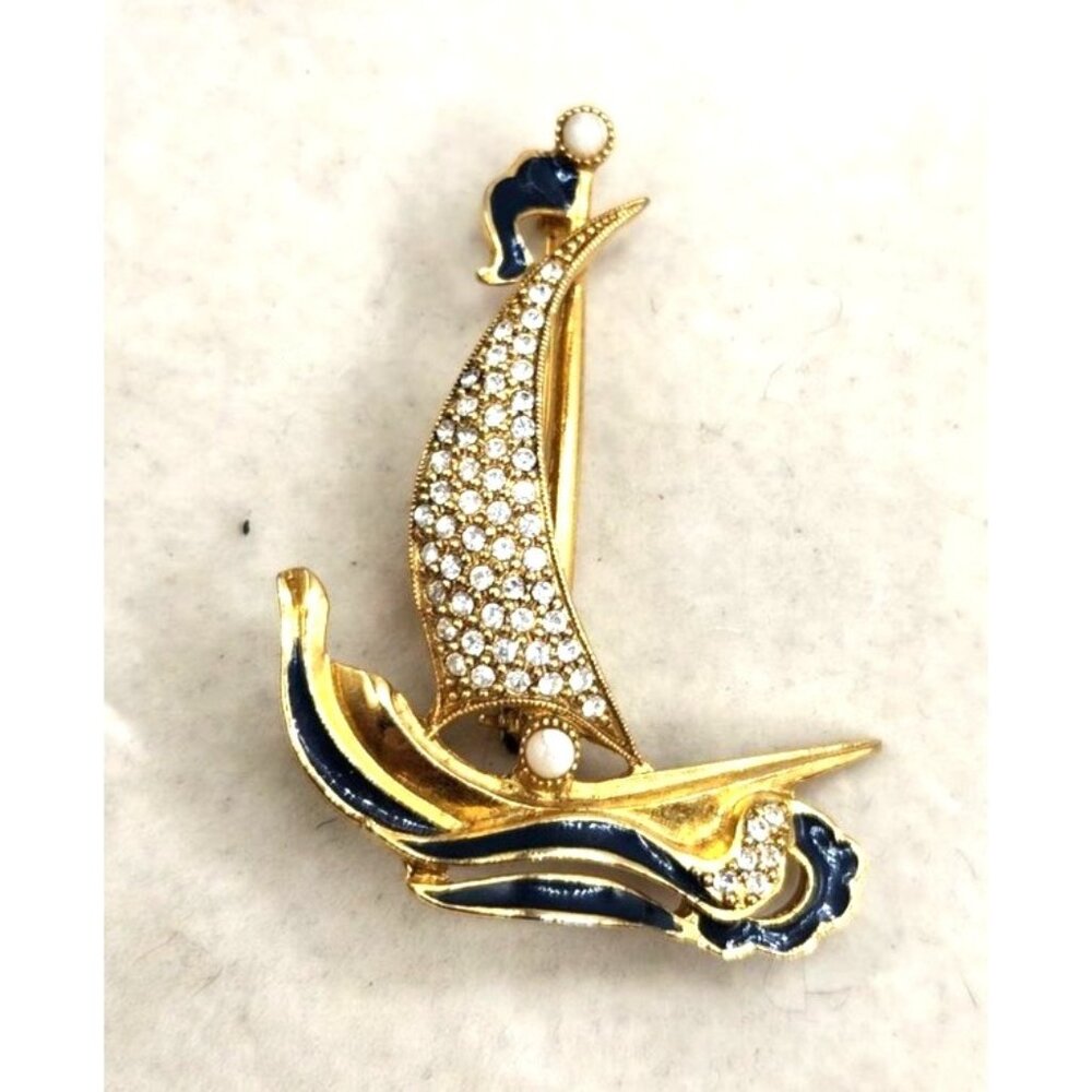 Gold Tone Vintage Sailboat Brooch With Blue Enamel & Rhinestones